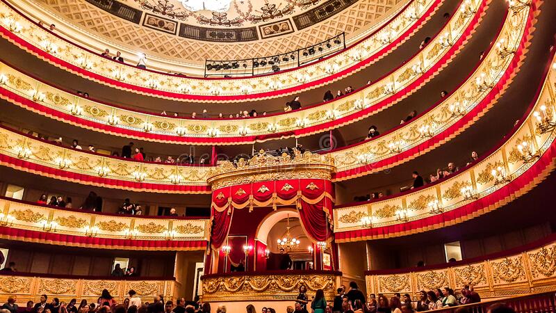 Teatros en San Petersburgo que debes visitar